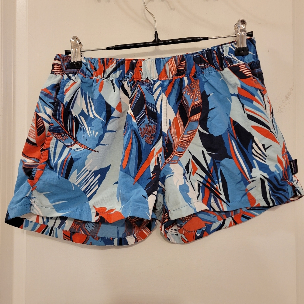 PATAGONIA Barely Baggies Sz Small  Tropical Print EUC